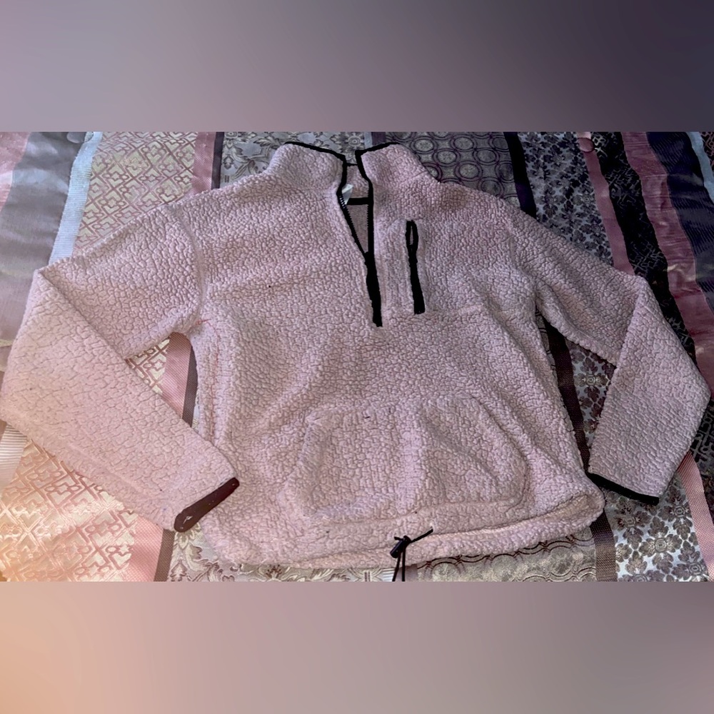 Light Pink Women’s  Pull Over